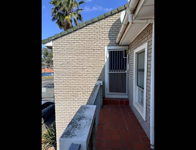 2 BEDROOM APARTMENT FOR SALE IN OAKGLEN